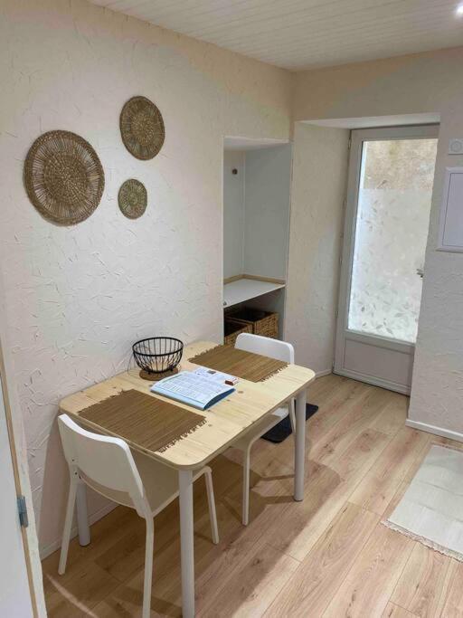 La Maison D Evahlia Creissels Extérieur photo